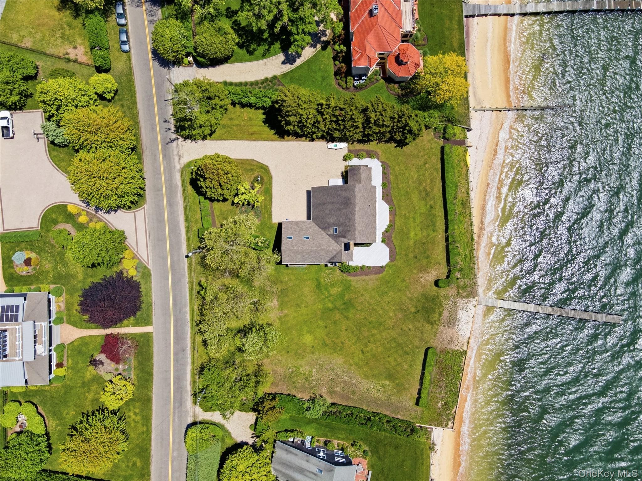 90 Peconic Avenue thumbnail 2