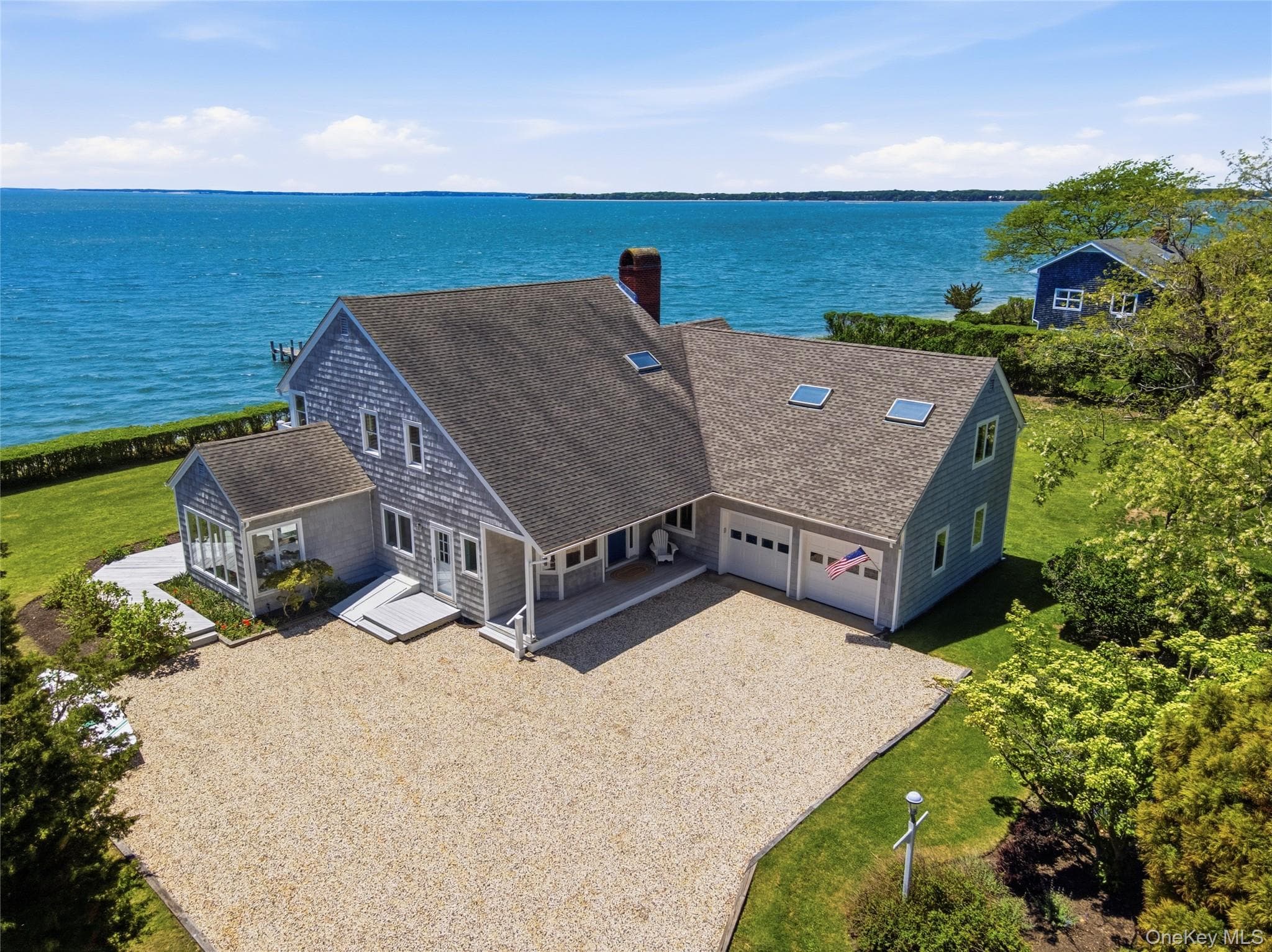90 Peconic Avenue, Shelter Island