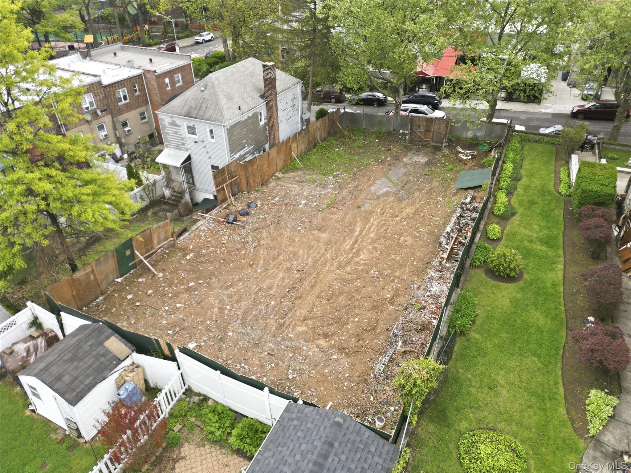 2945 Tenbroeck Avenue thumbnail 5