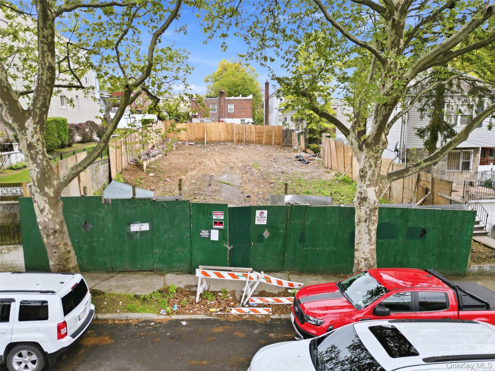 2945 Tenbroeck Avenue thumbnail 2