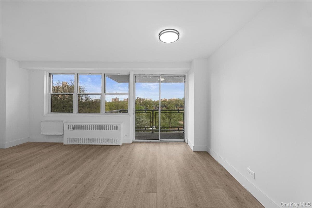 880 Boynton Avenue Unit: 10H thumbnail 20
