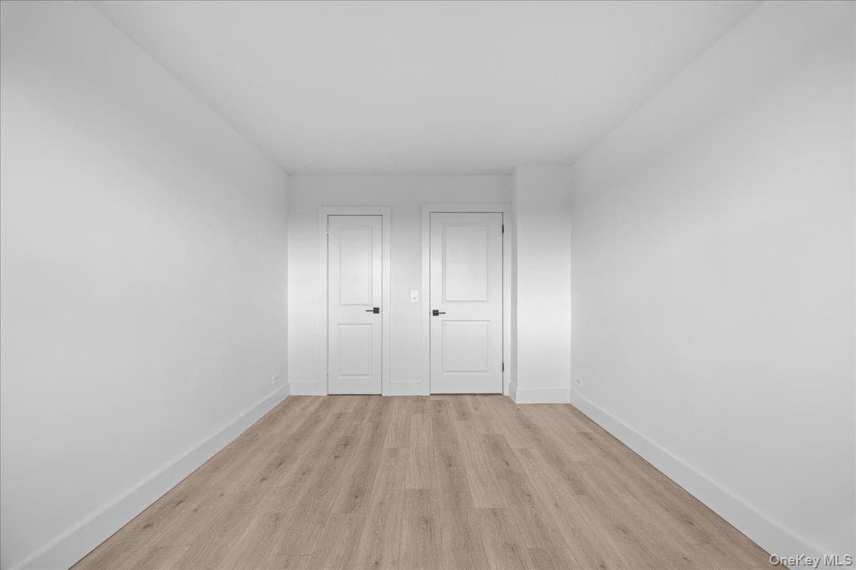 880 Boynton Avenue Unit: 10H thumbnail 25