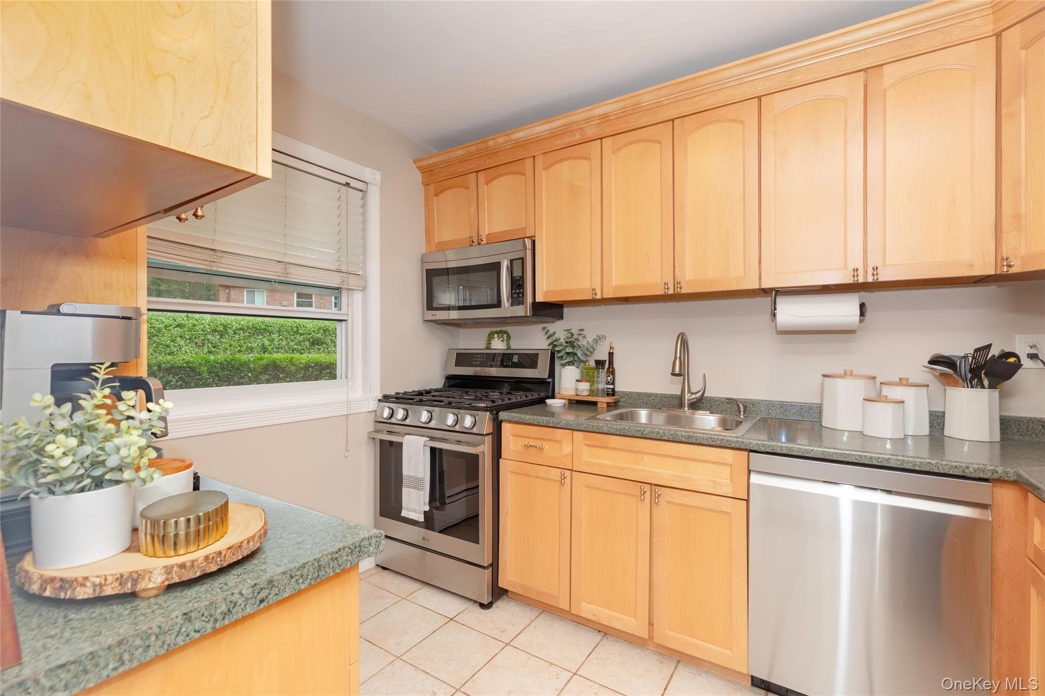 10 Fieldstone Drive Unit: 333 thumbnail 6