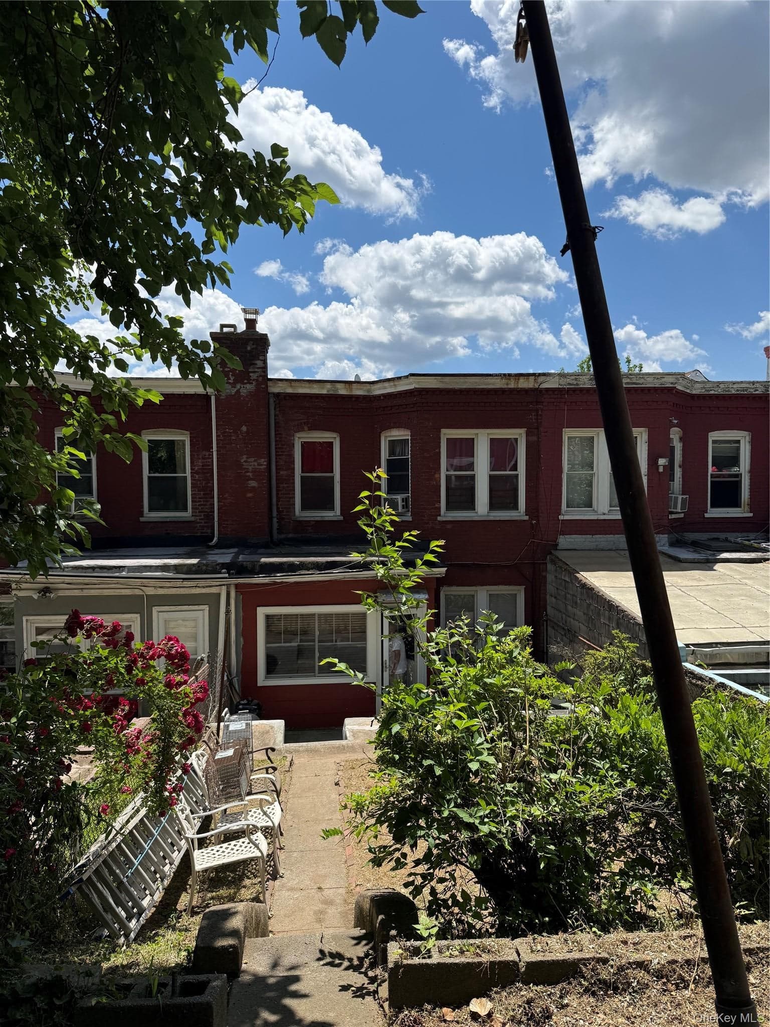 155 Sunnyside Avenue thumbnail 2