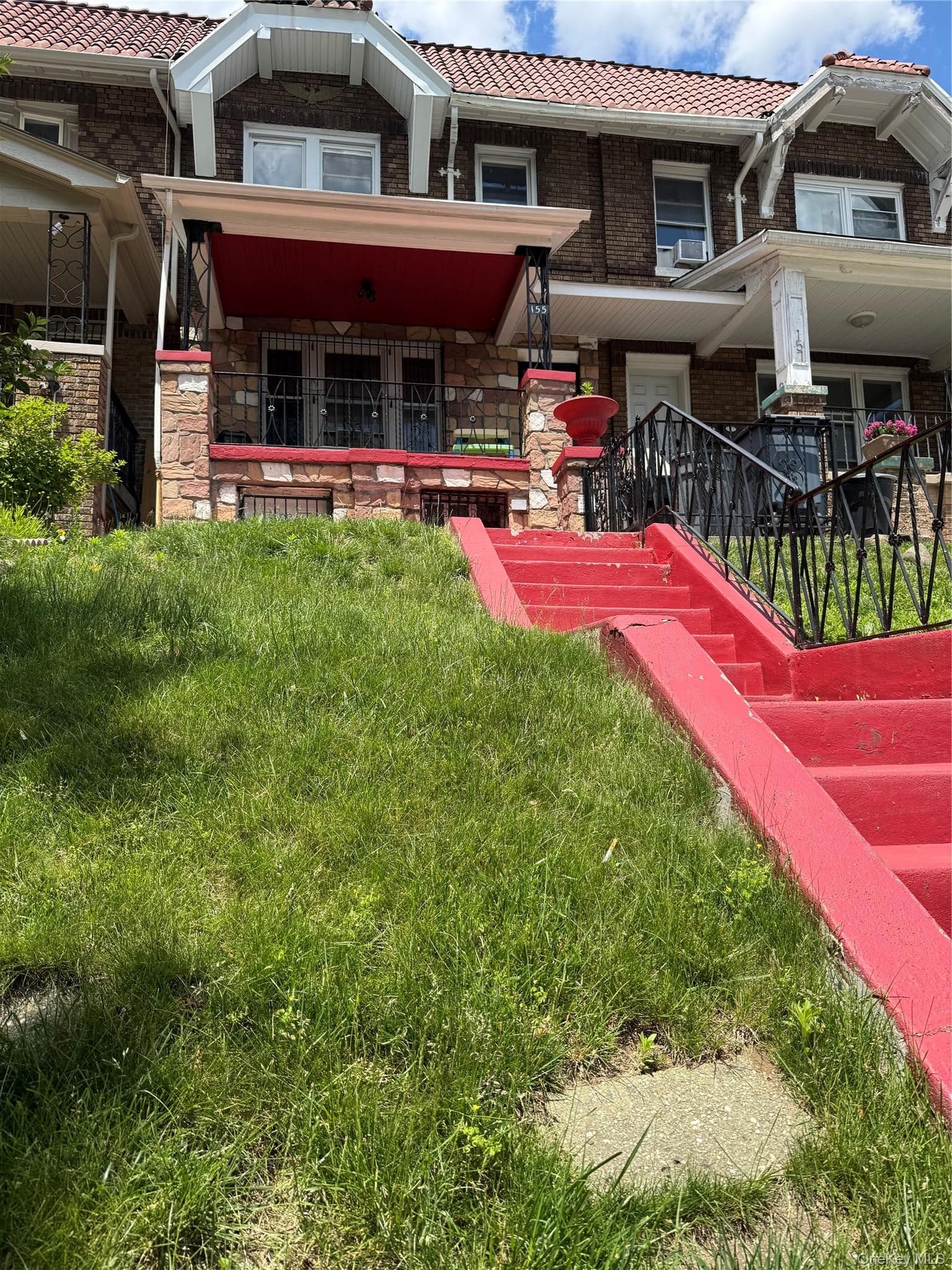 155 Sunnyside Avenue, Brooklyn