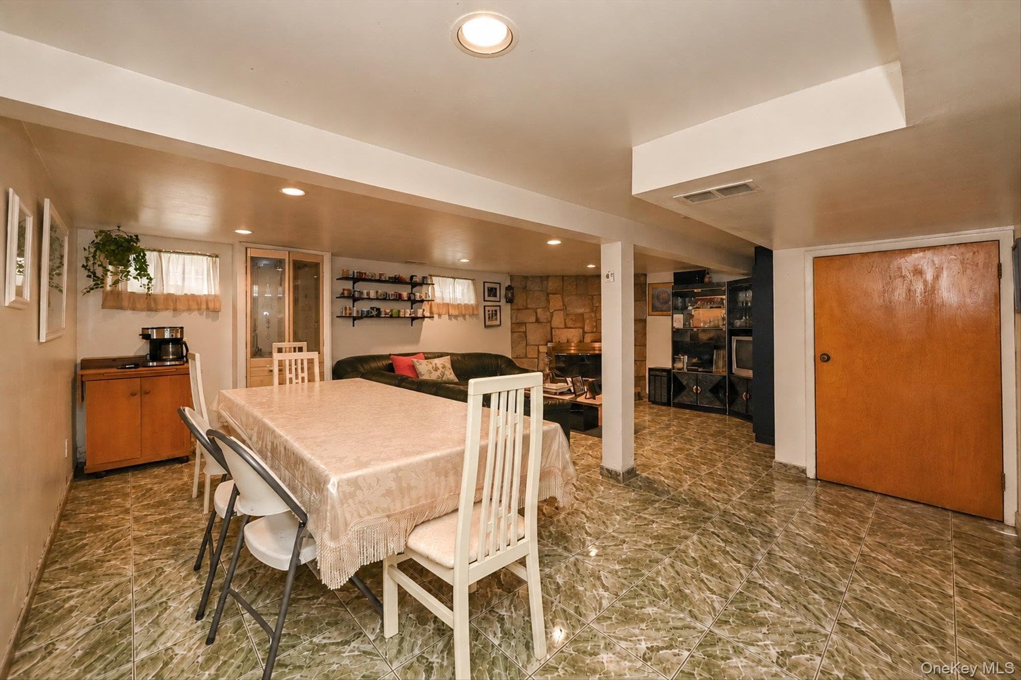 160-29 25th Avenue thumbnail 13