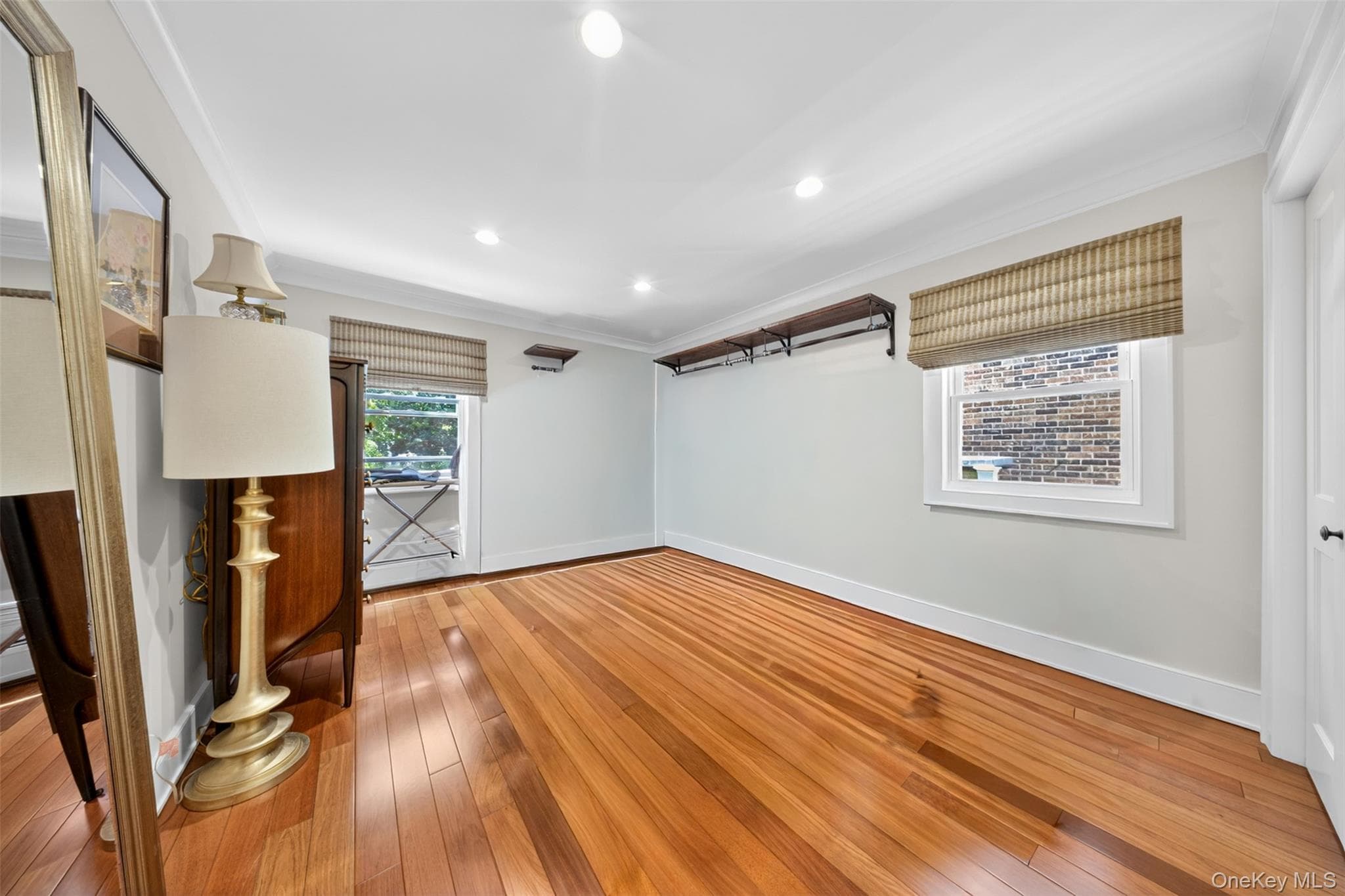 146-24 Bayside Avenue thumbnail 17