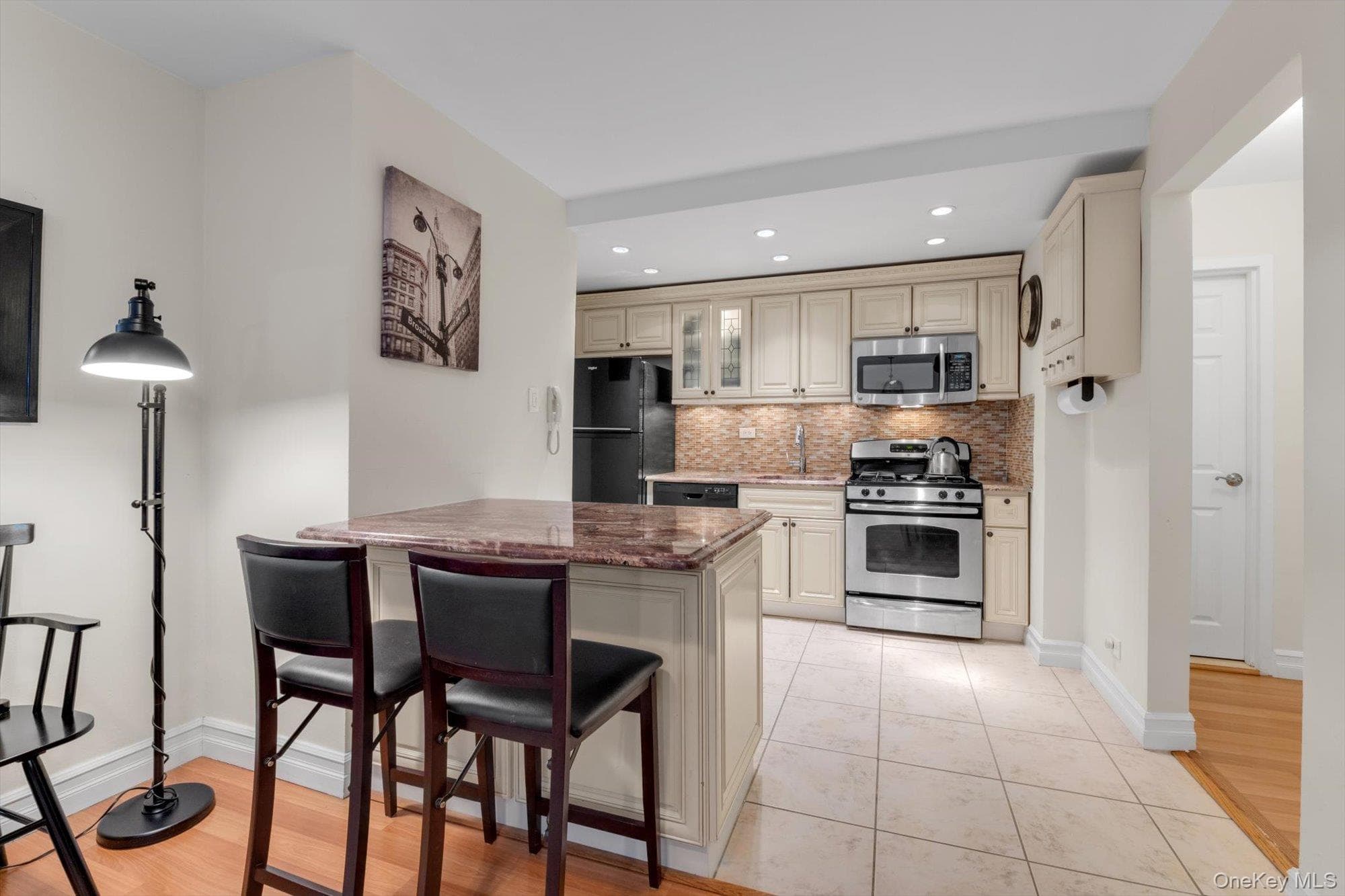 125-10 Queens Boulevard Unit: 2106 thumbnail 6