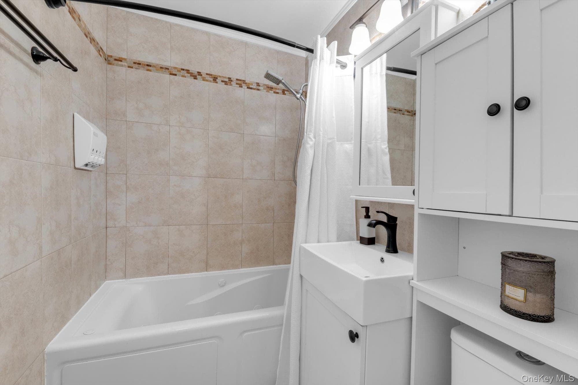 125-10 Queens Boulevard Unit: 2106 thumbnail 11
