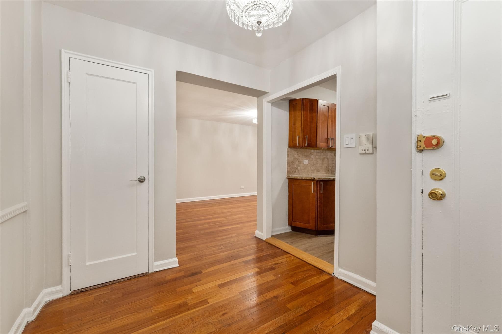 5610 Netherland Avenue Unit: 1A thumbnail 6