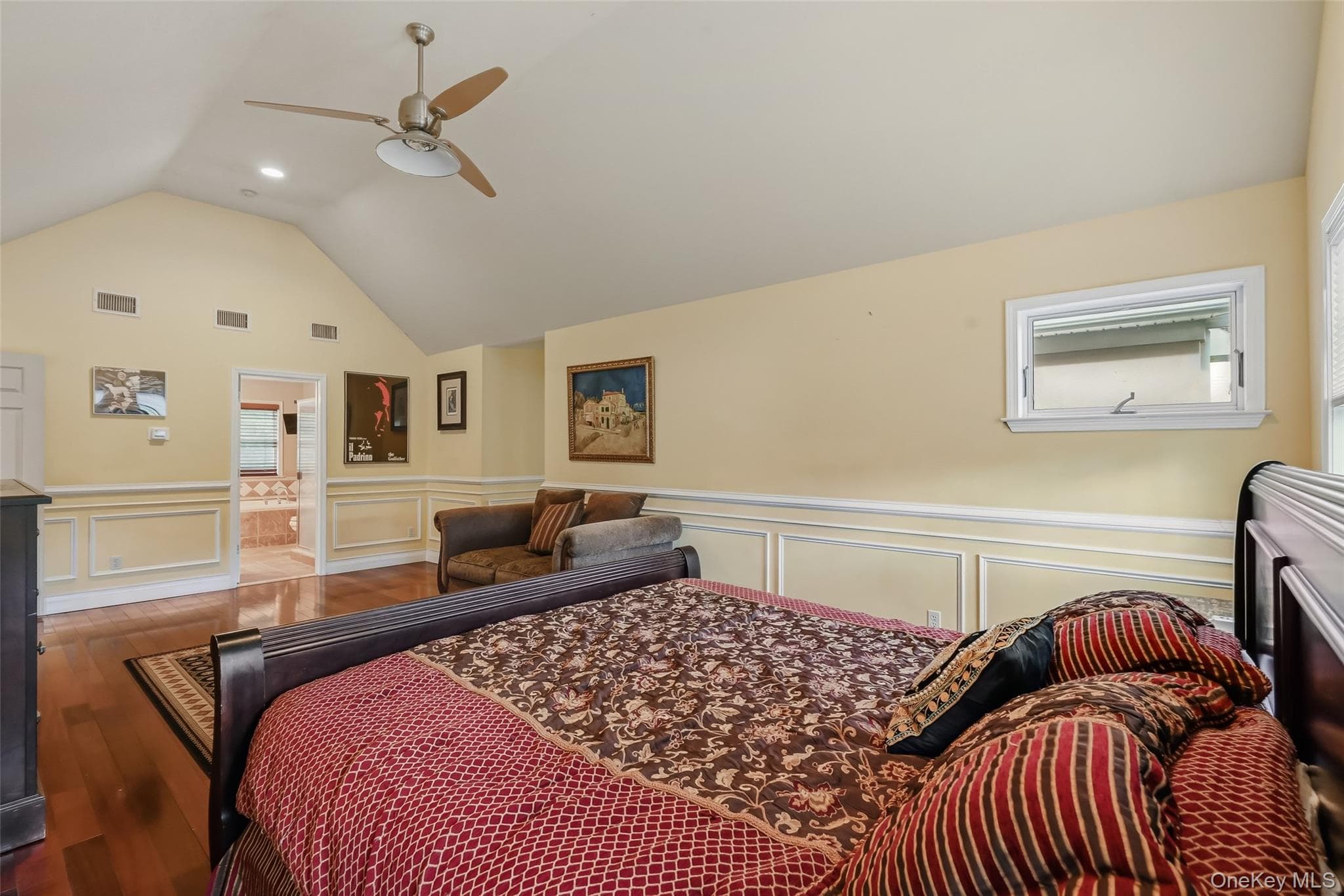 48 Greenwich Avenue thumbnail 35