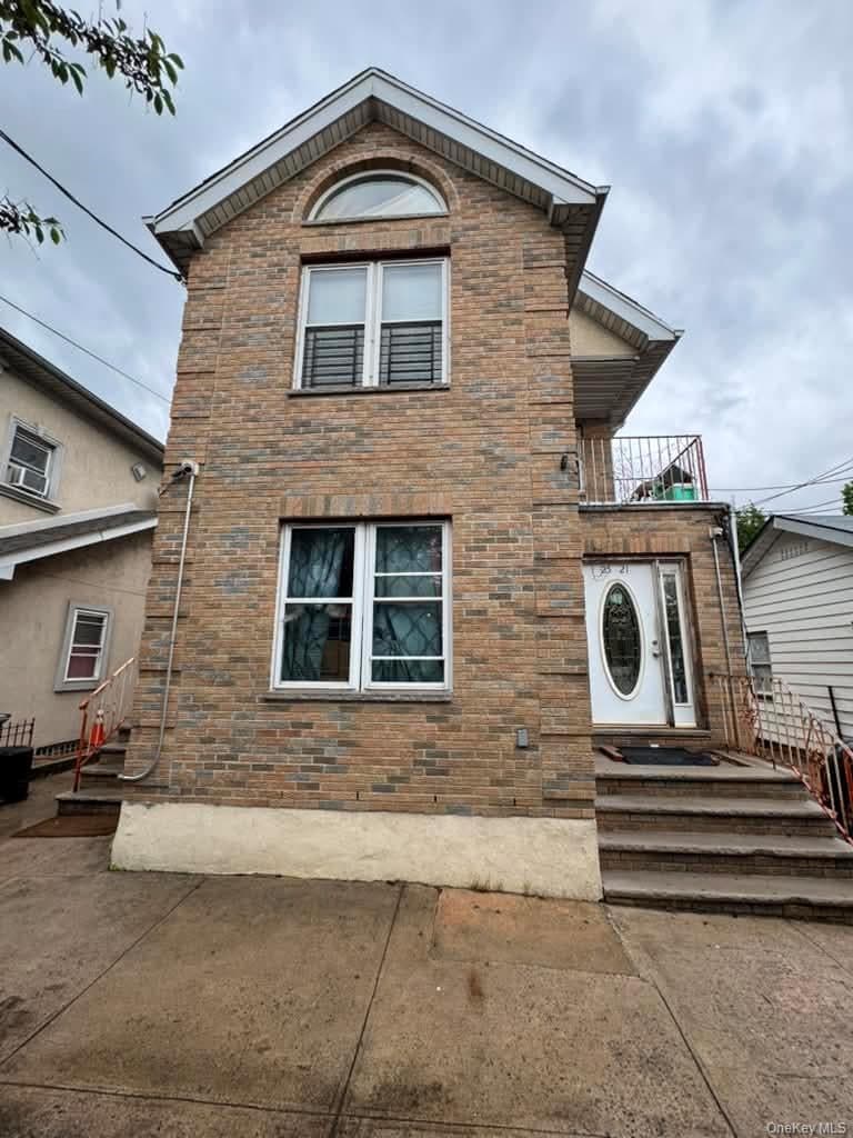 2521 94th Street, East Elmhurst