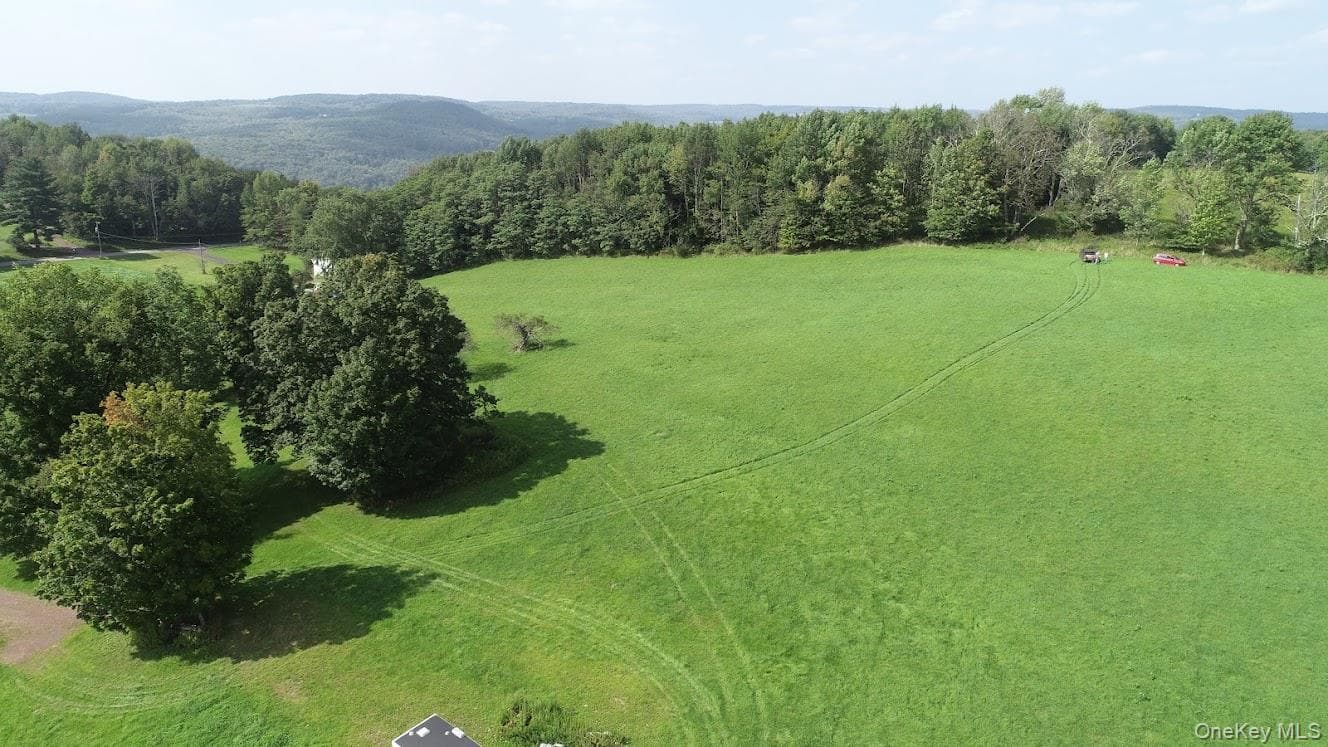 354 E Hill Road thumbnail 16