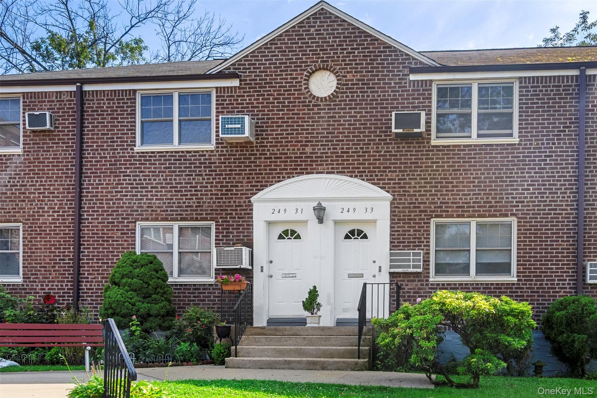 249-33 64th Avenue Unit: 1, Little Neck