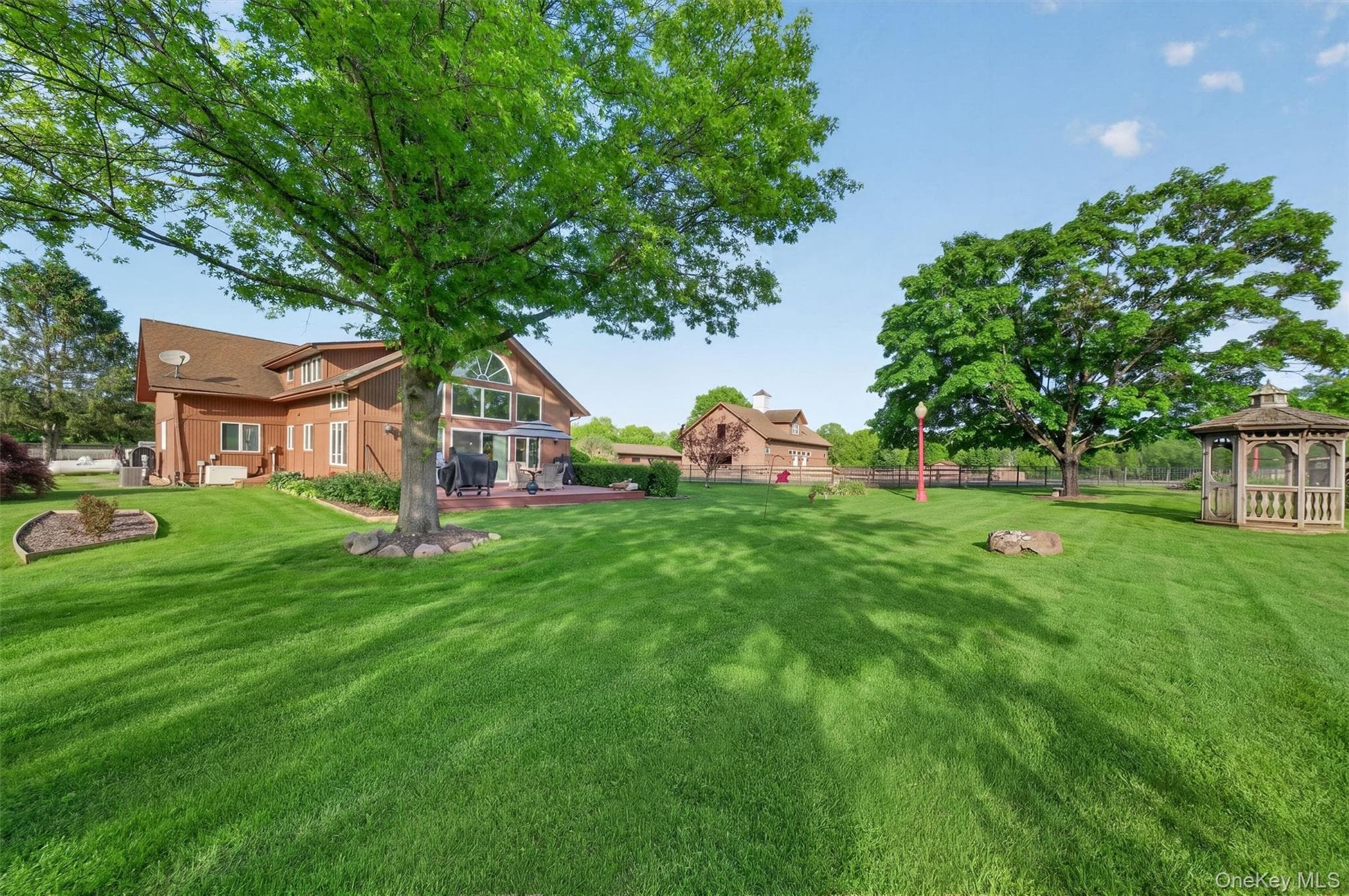 165 Hasbrouck Road thumbnail 46