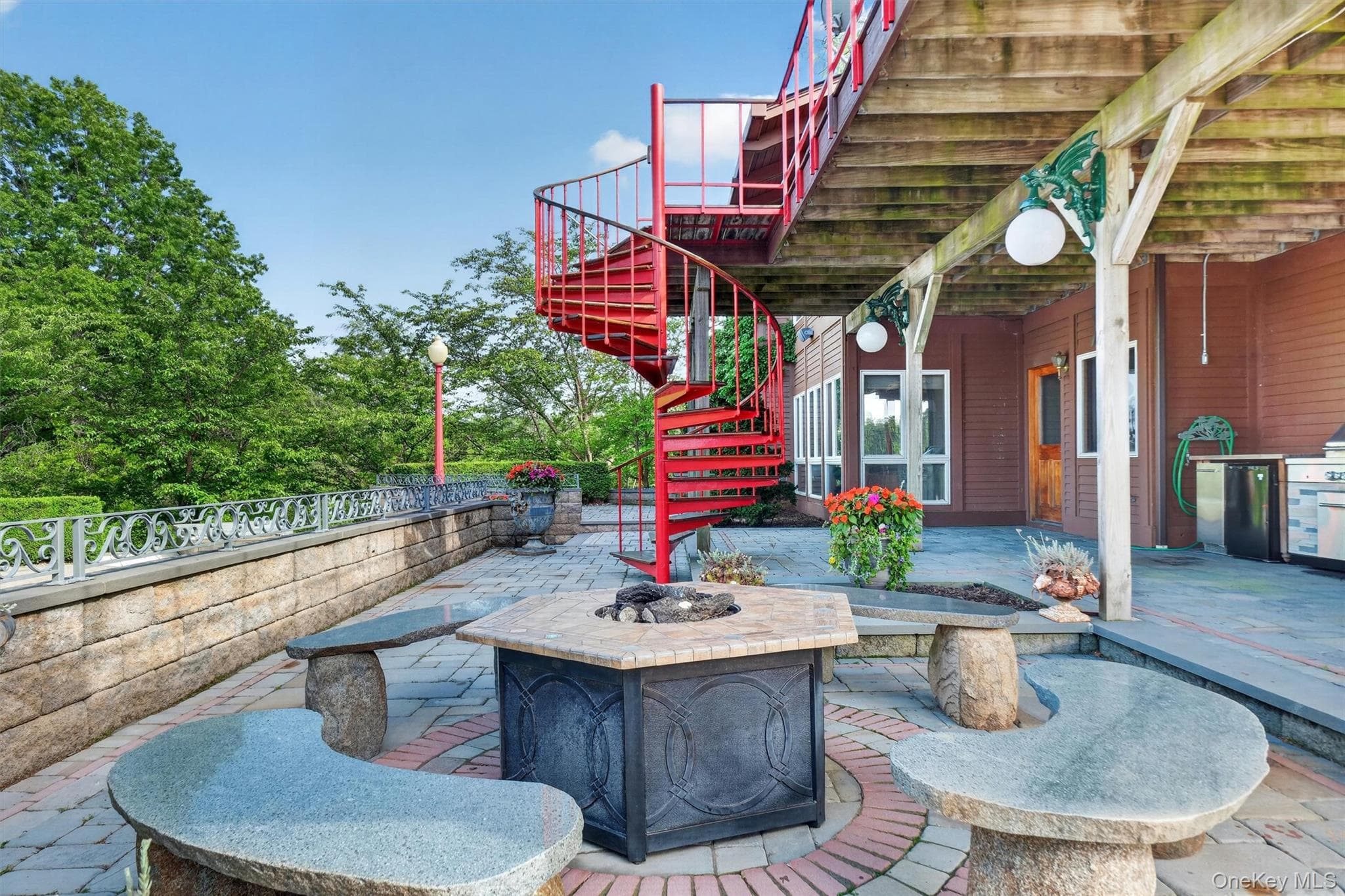 165 Hasbrouck Road thumbnail 11