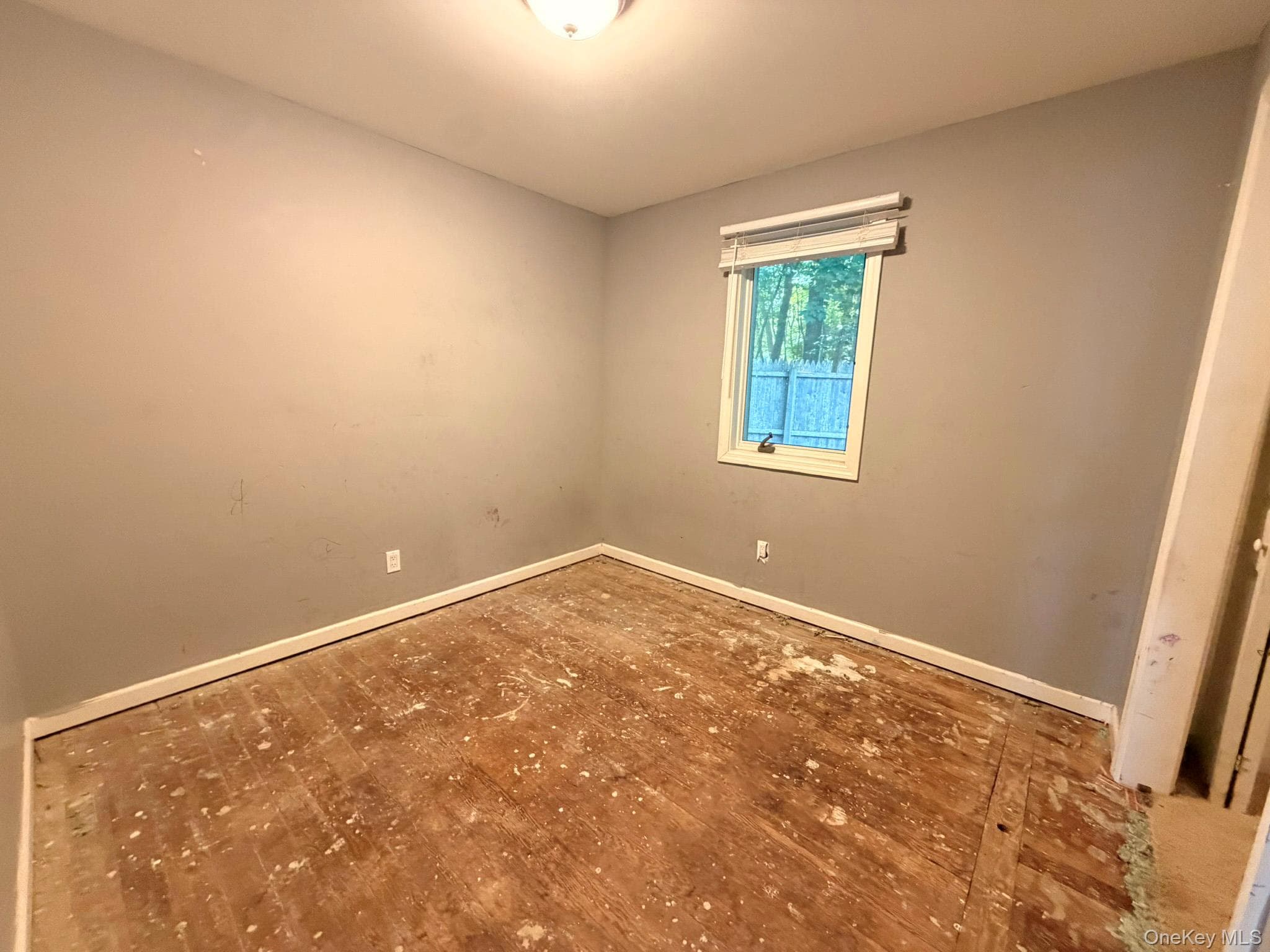 93 Lynbrook Drive thumbnail 13