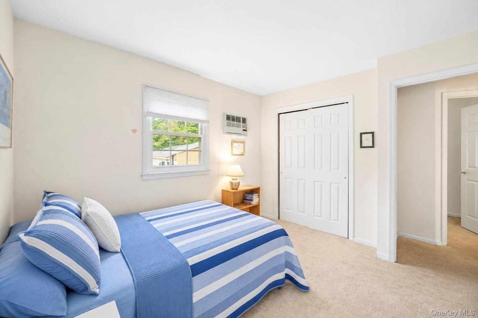 35 Sanford Street thumbnail 36