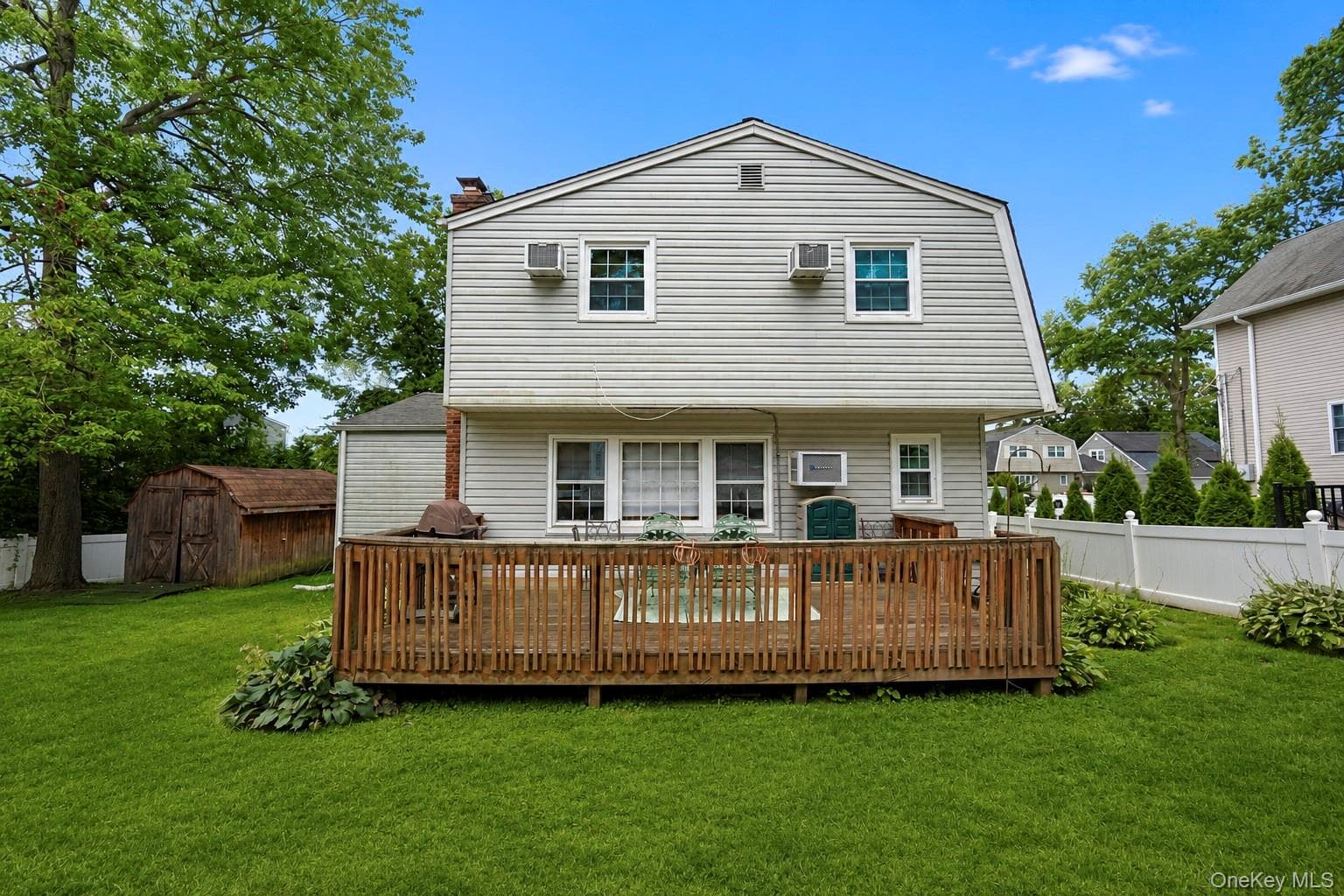 35 Sanford Street thumbnail 9