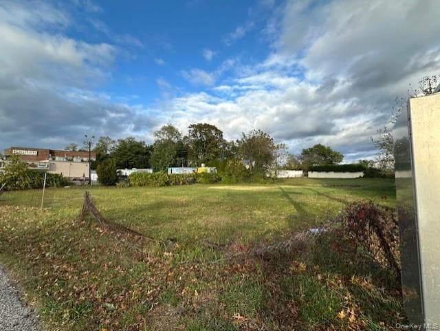 350 Commack Road thumbnail 7