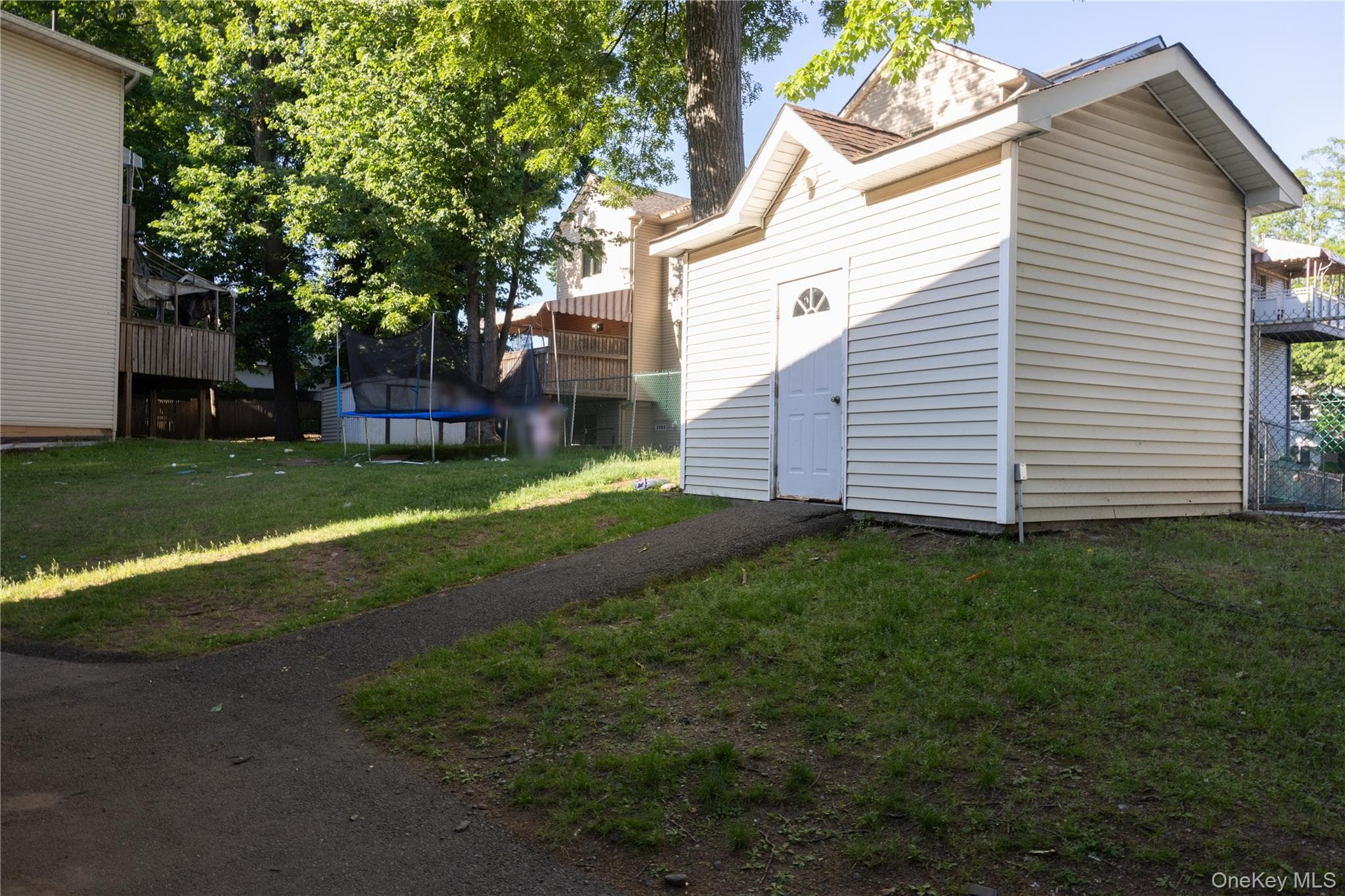 4 Rita Avenue Unit: B thumbnail 5