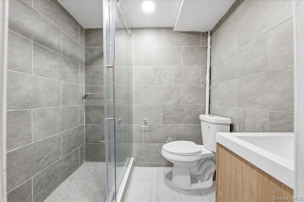 3038 Tiemann Avenue thumbnail 13