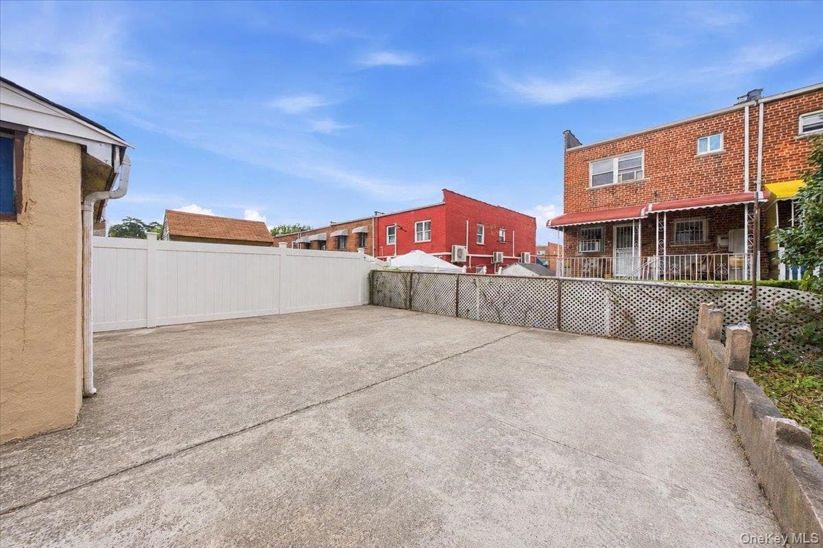 3038 Tiemann Avenue thumbnail 29