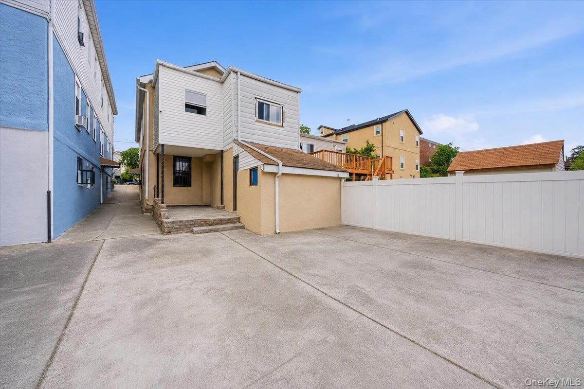 3038 Tiemann Avenue thumbnail 33