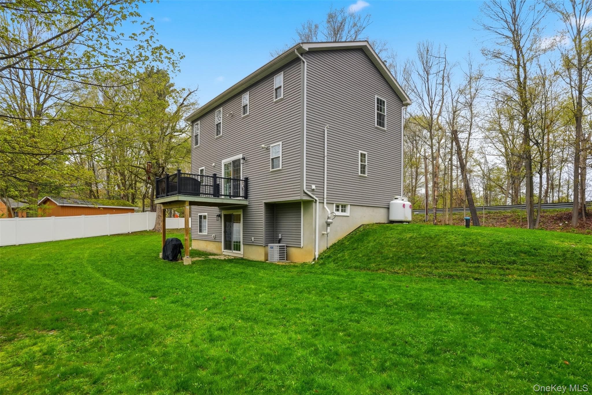 400 S Ohioville Road thumbnail 24