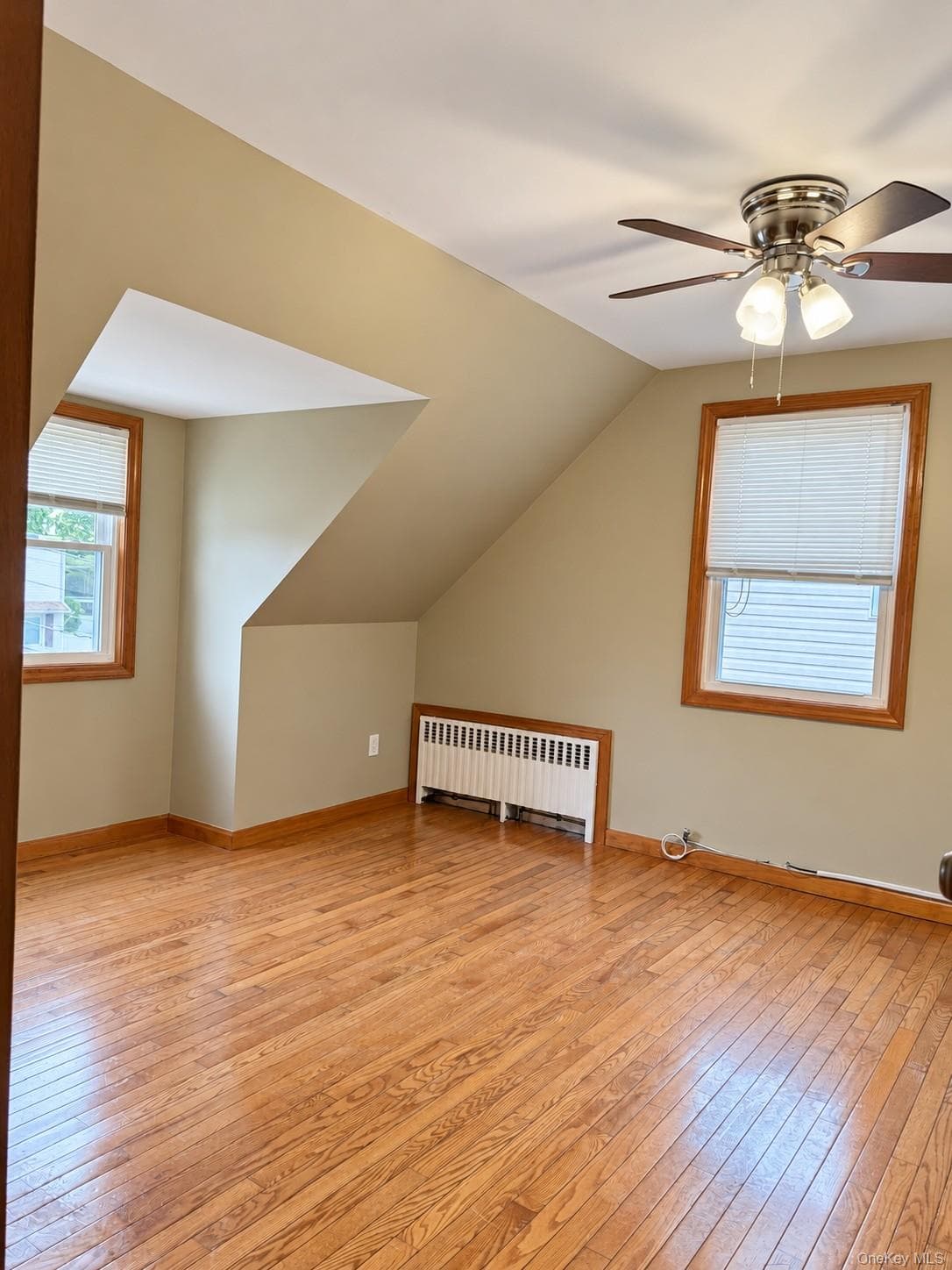 2360 York Street thumbnail 13