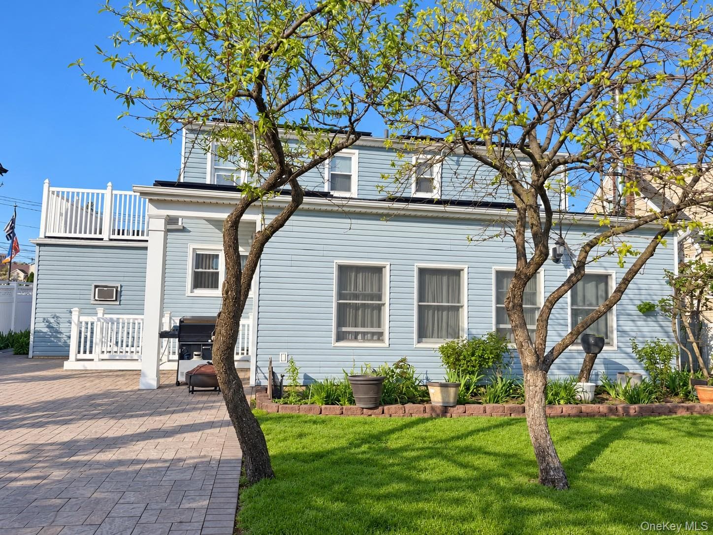 2360 York Street thumbnail 3