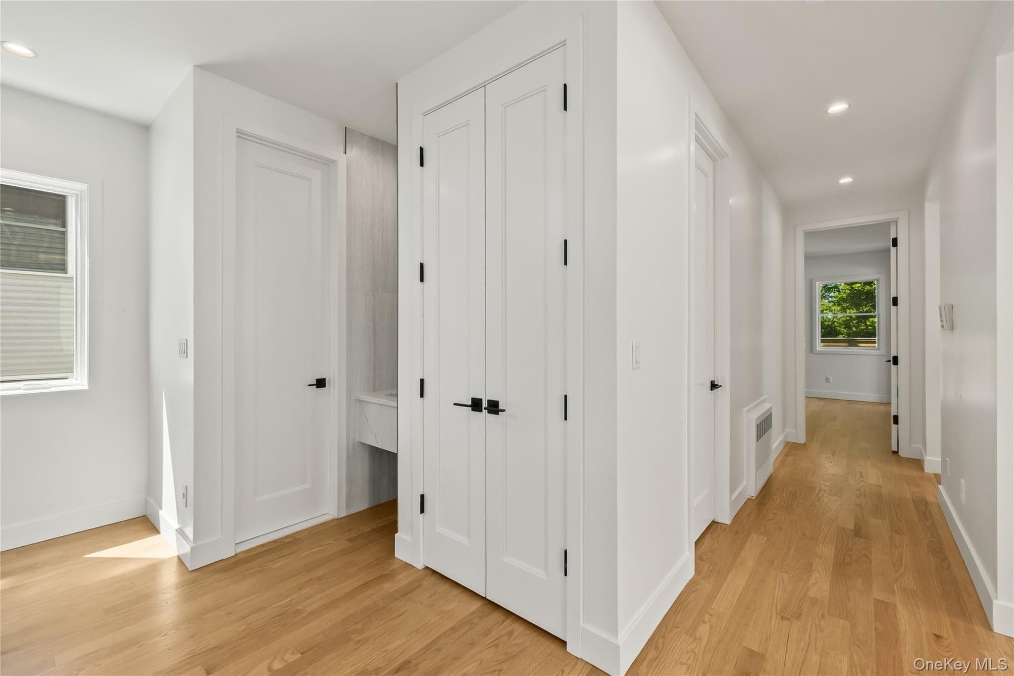 37 Ewing Avenue Unit: 201 thumbnail 25