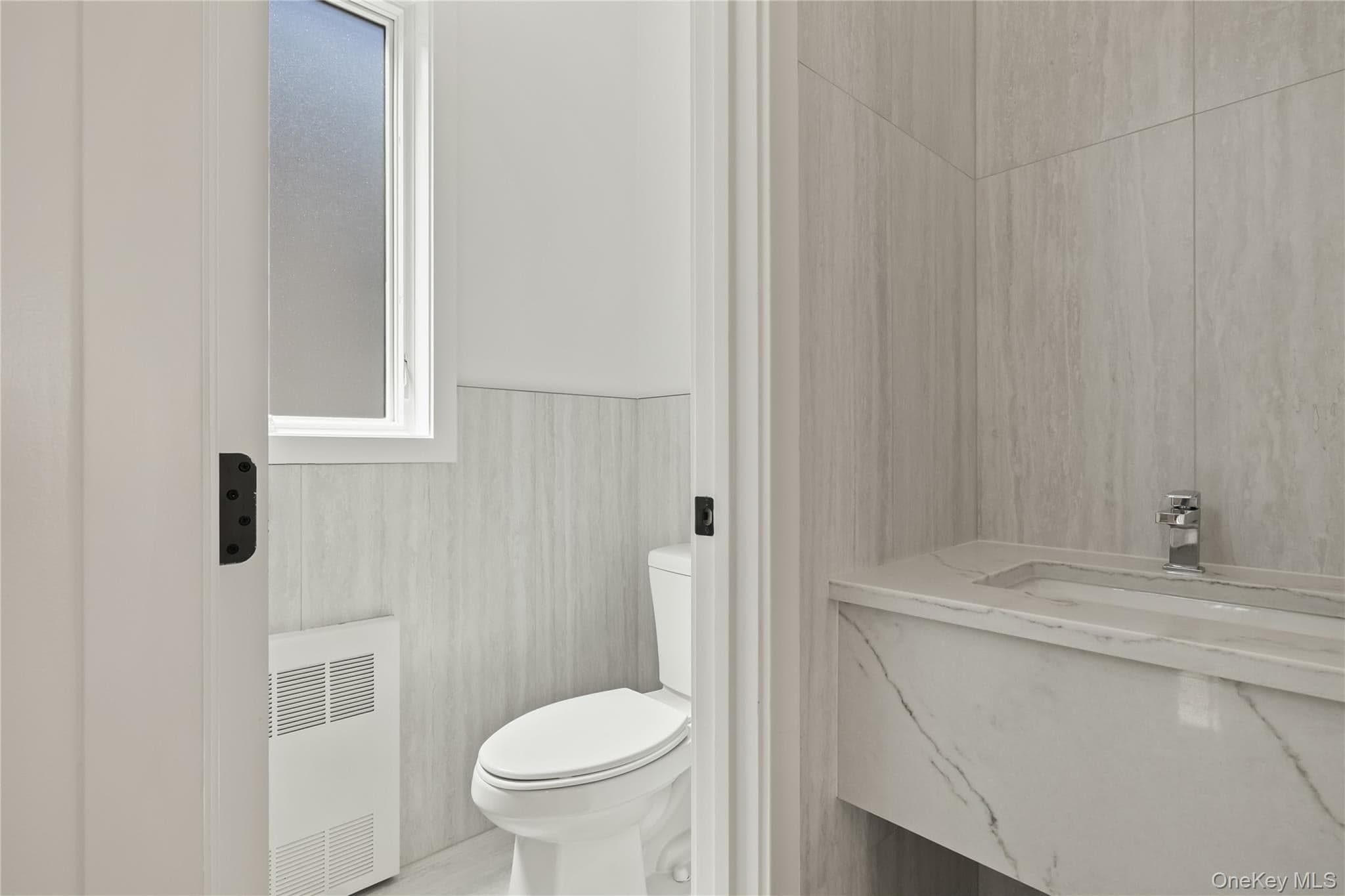 37 Ewing Avenue Unit: 201 thumbnail 13