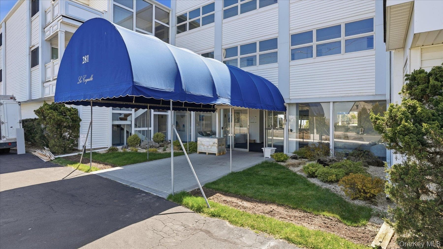 281 Dune Road Unit: 16B thumbnail 8