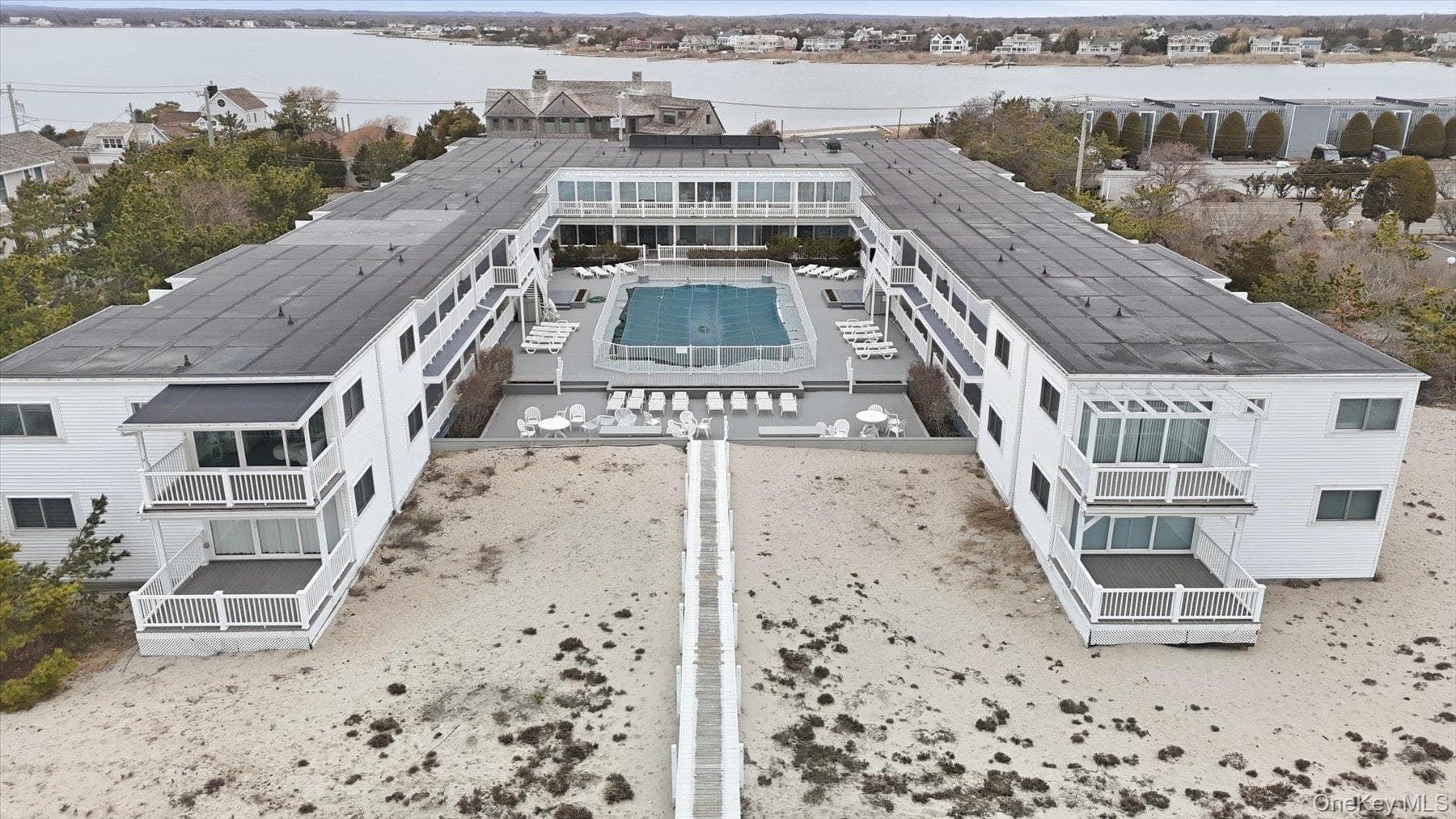 281 Dune Road Unit: 16B thumbnail 26