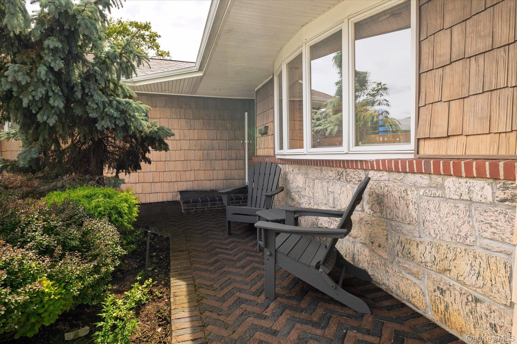 2163 Jacqueline Avenue thumbnail 2