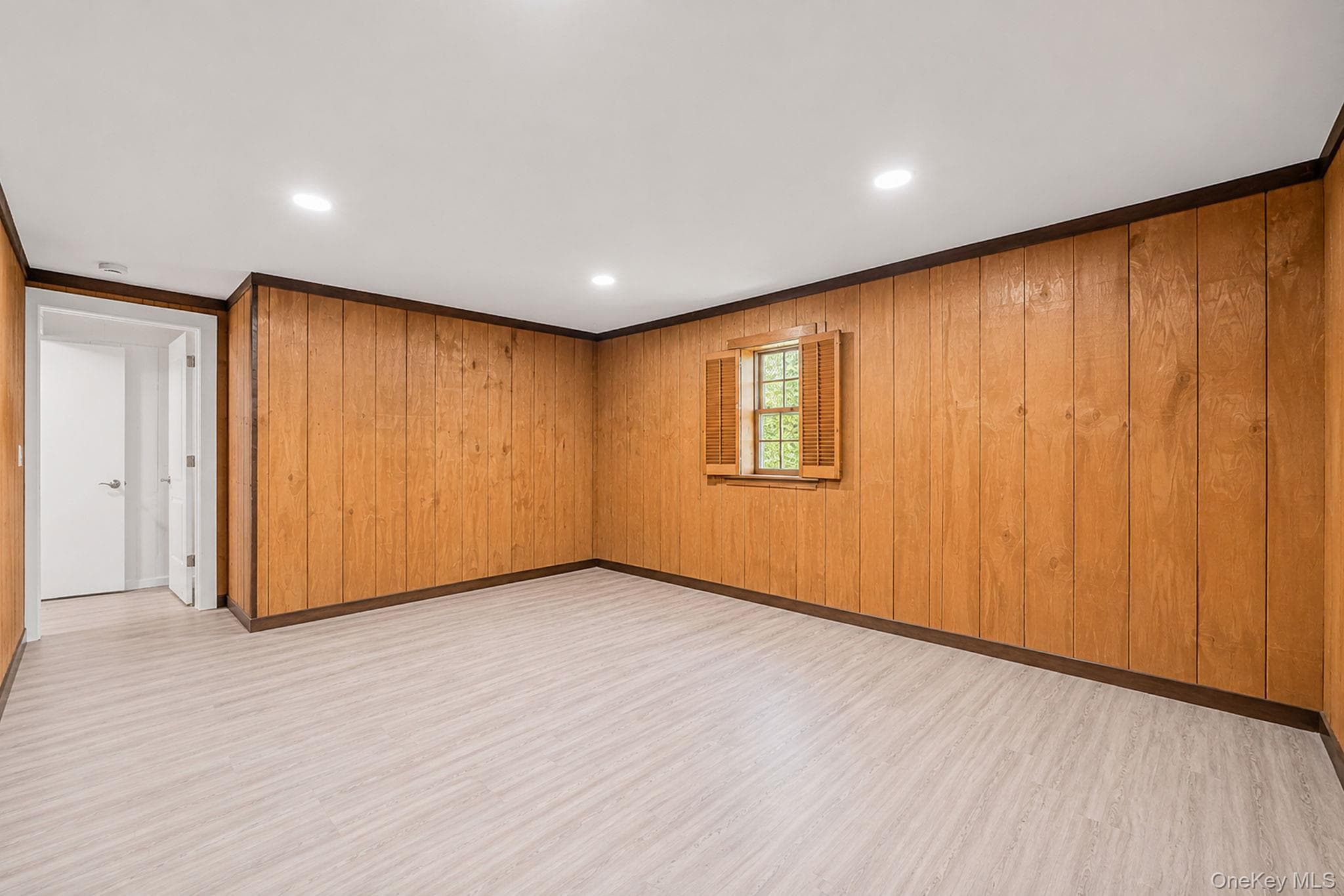 136 Woodhull Road thumbnail 20