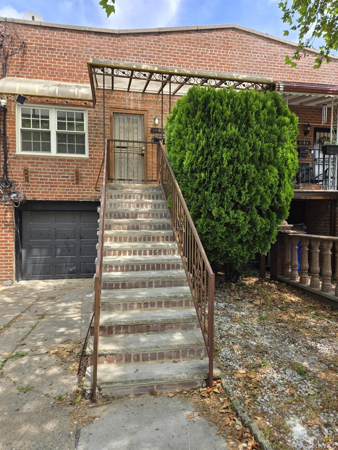 1161 E 101st Street photo 1