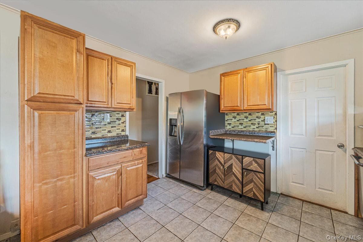 157-59 19th Avenue thumbnail 9