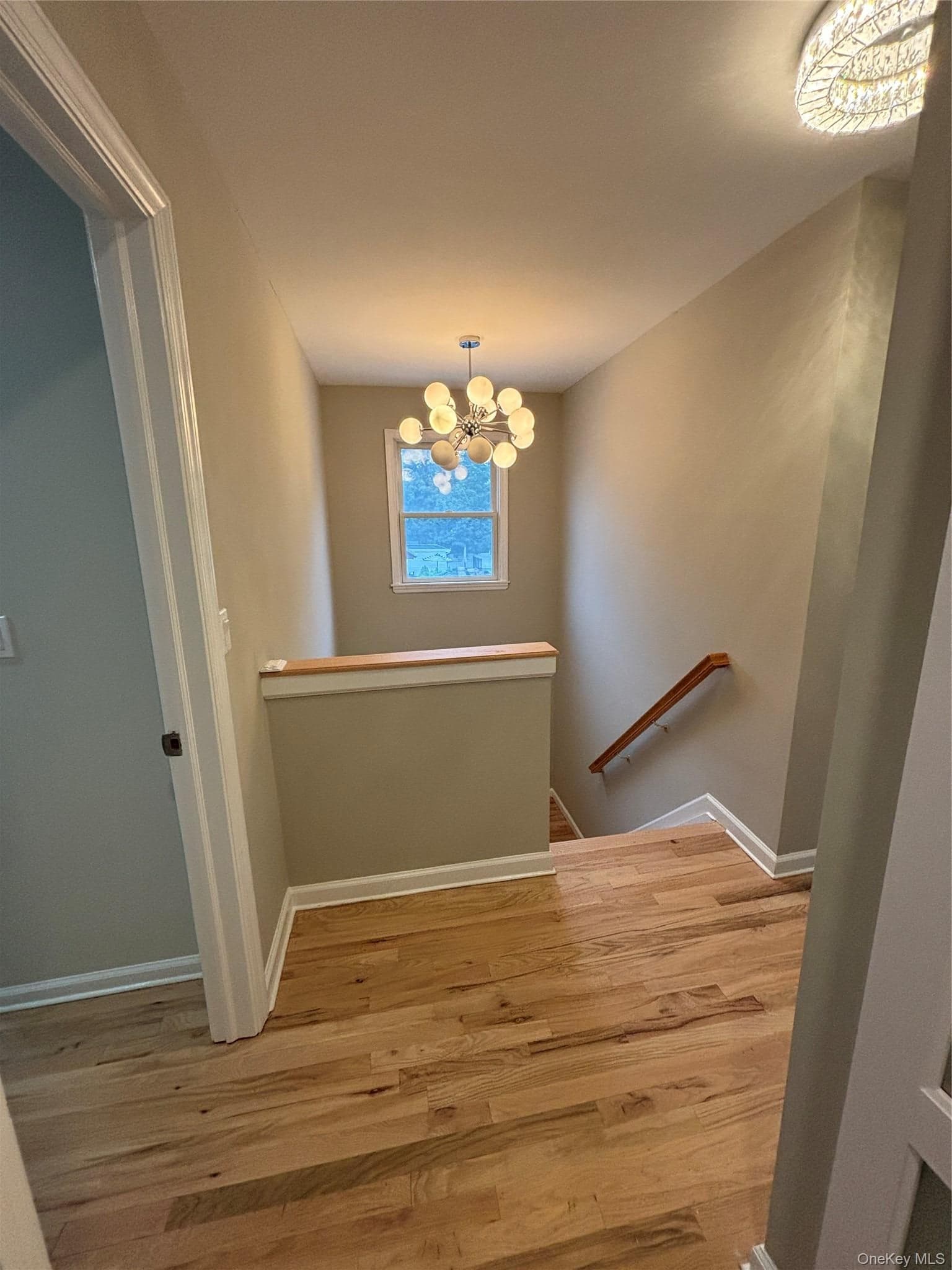 38 Hallock Avenue thumbnail 31