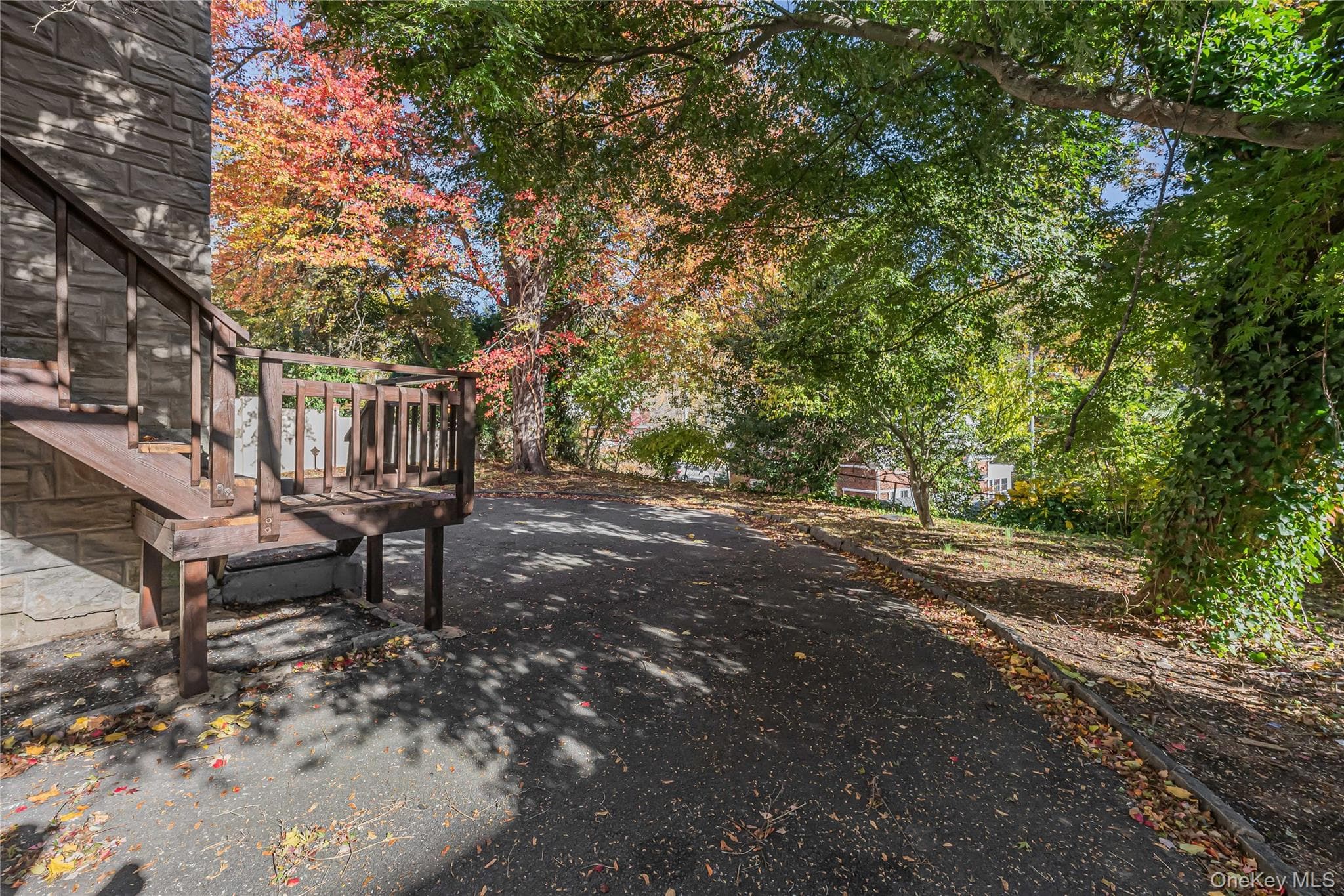 39 Hillcrest Road thumbnail 3