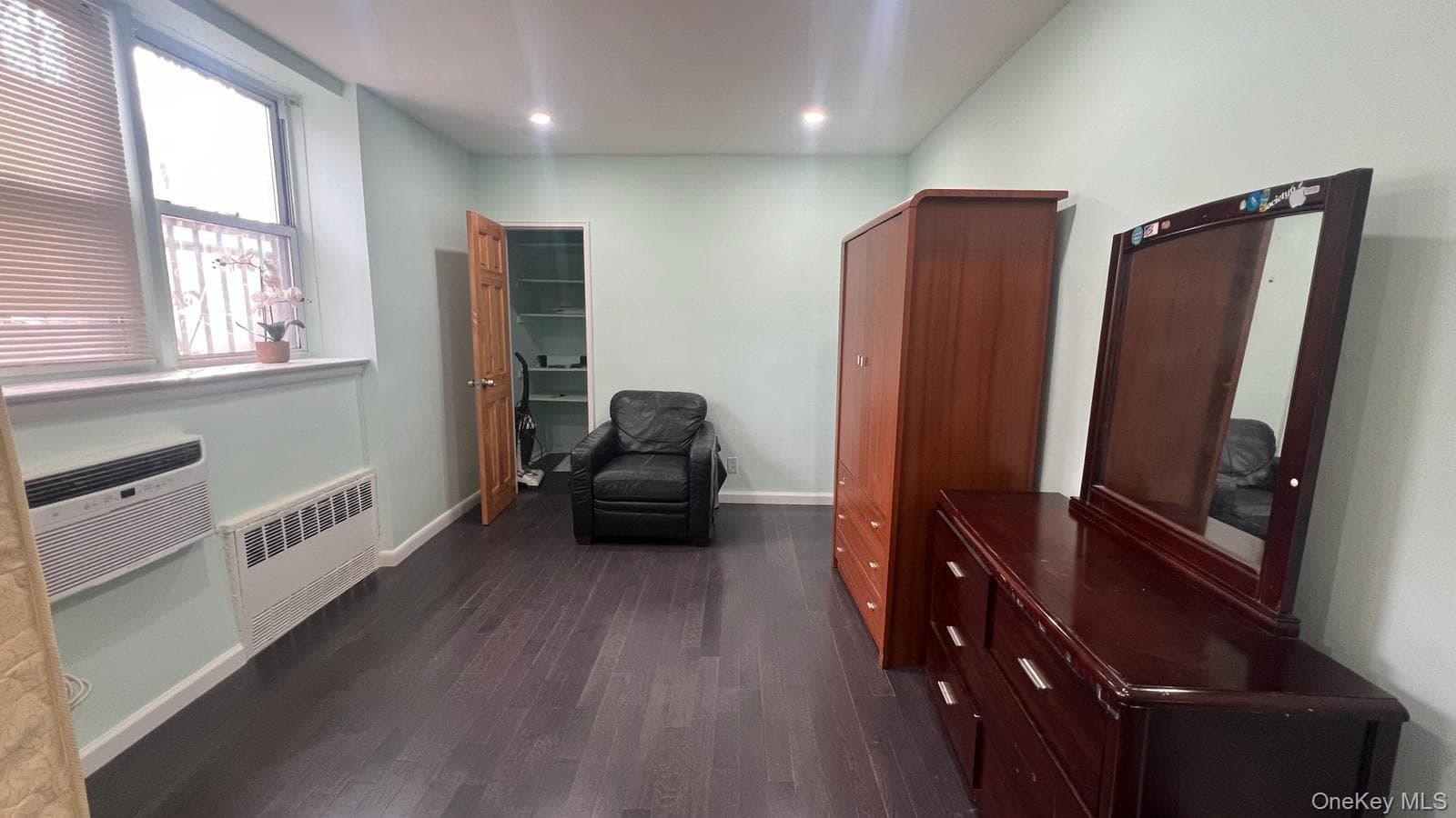 390 Rugby Rd RD Unit: L1 thumbnail 10