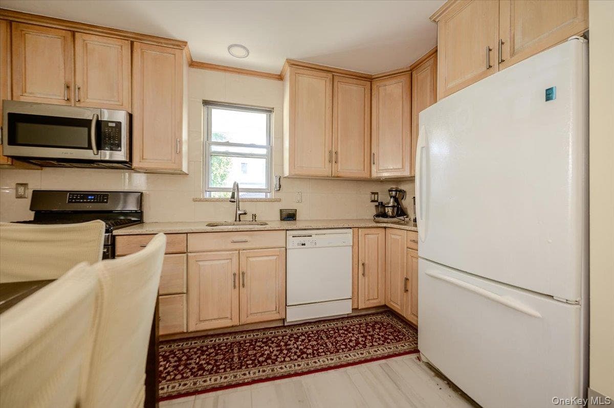 950 Edison Avenue thumbnail 5