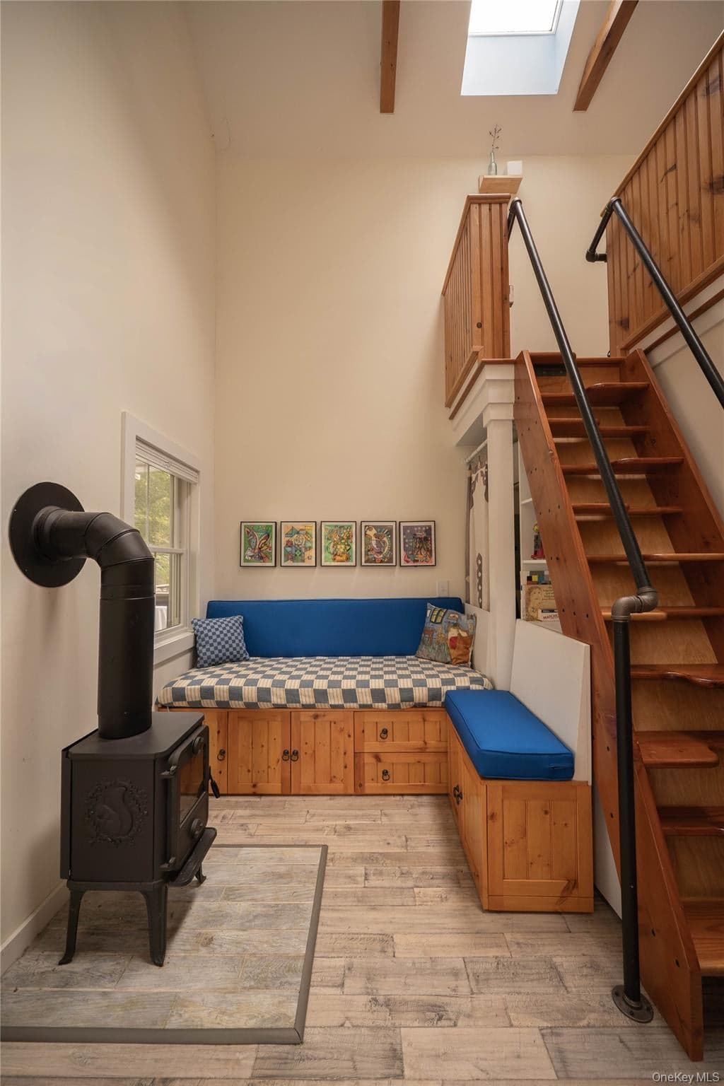 19 Russell Avenue thumbnail 20