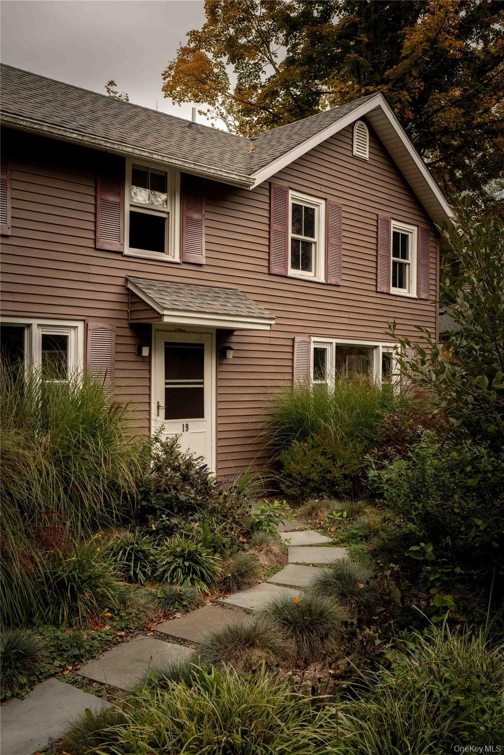 19 Russell Avenue thumbnail 4