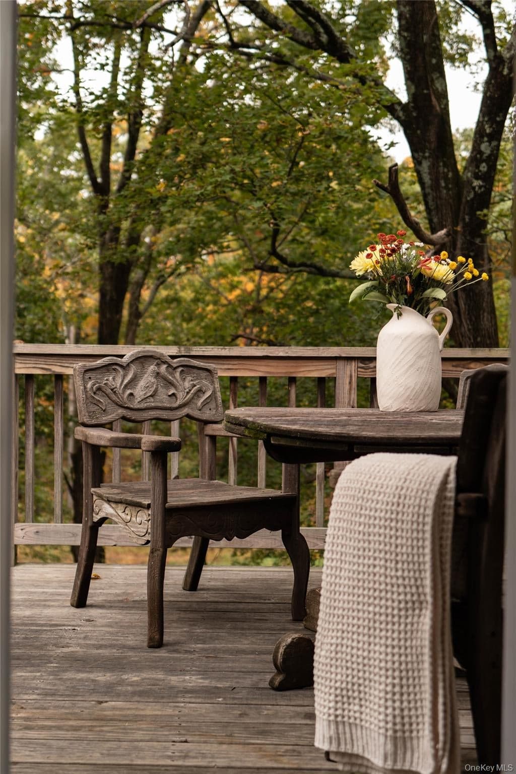 19 Russell Avenue thumbnail 18