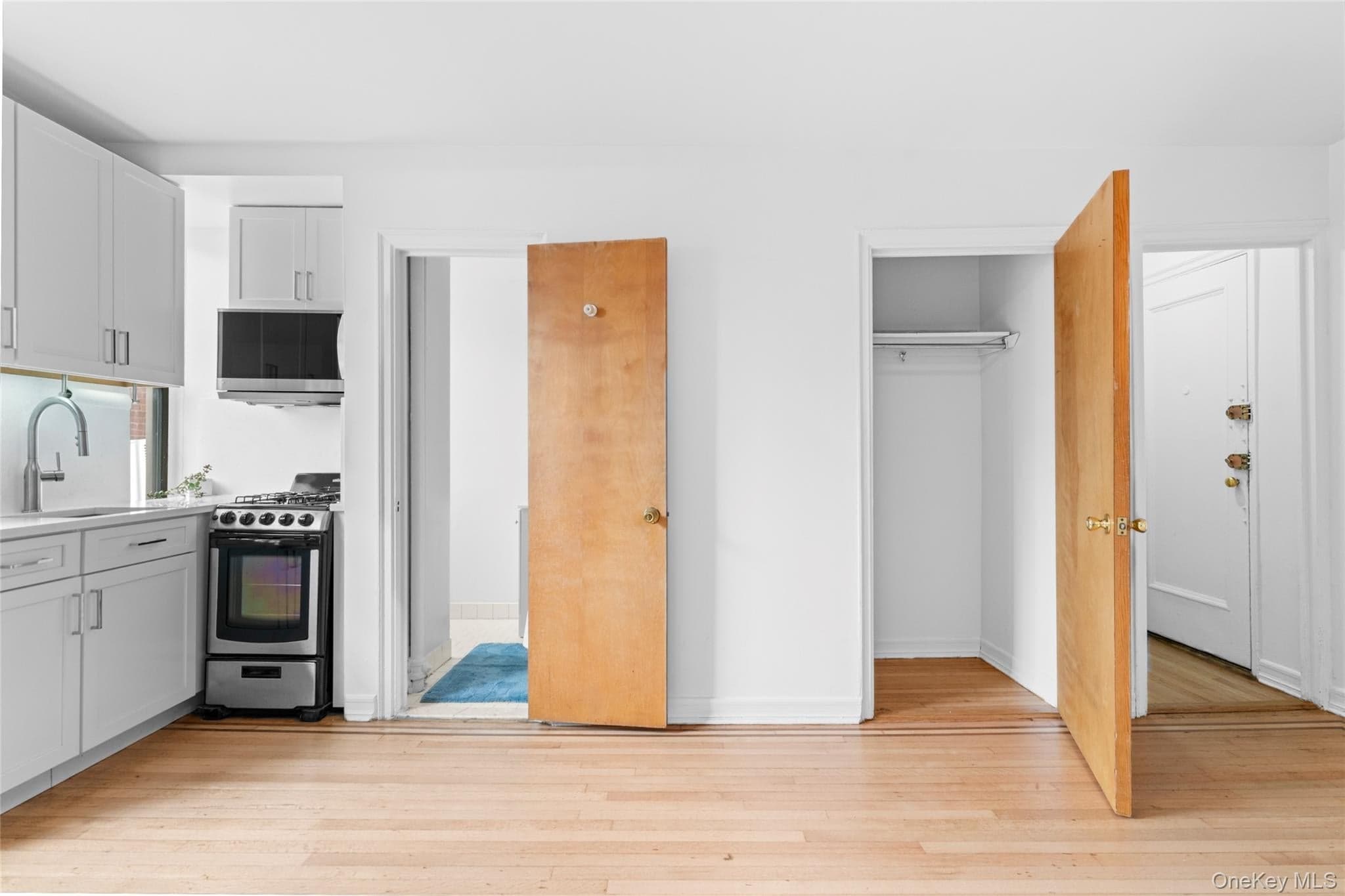 300 8th Avenue Unit: 4N thumbnail 6