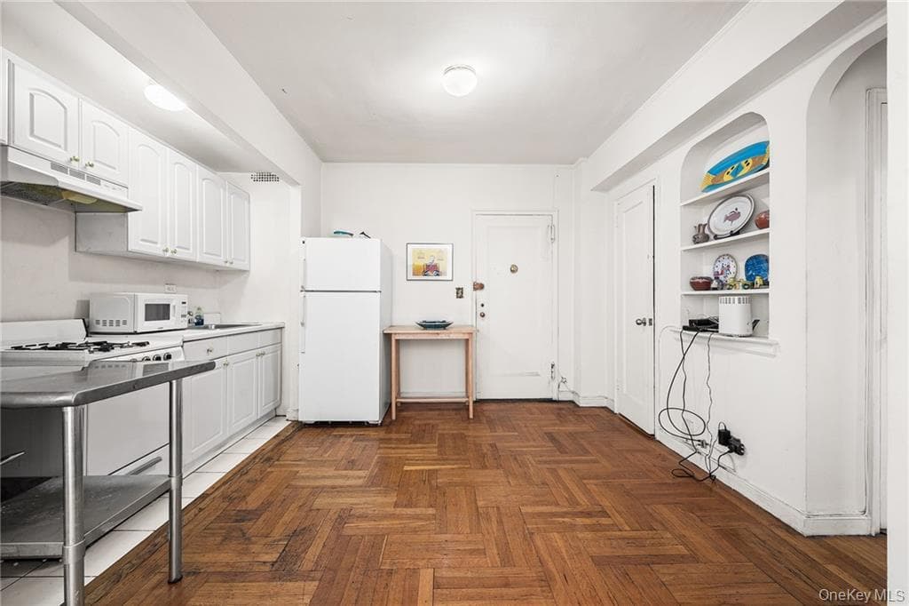 3015 Riverdale Avenue Unit: 5F thumbnail 12