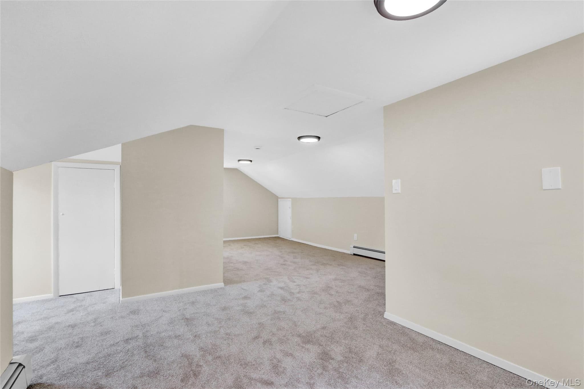 20 Whitman Avenue thumbnail 15