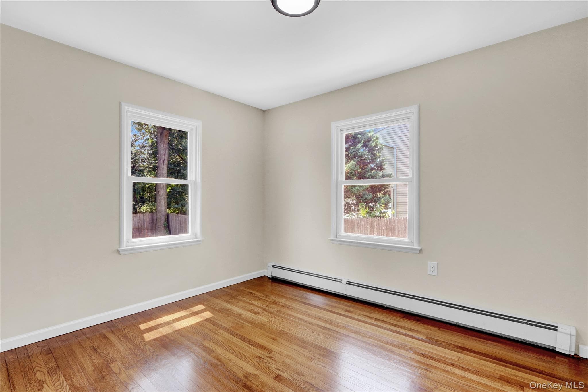 20 Whitman Avenue thumbnail 9